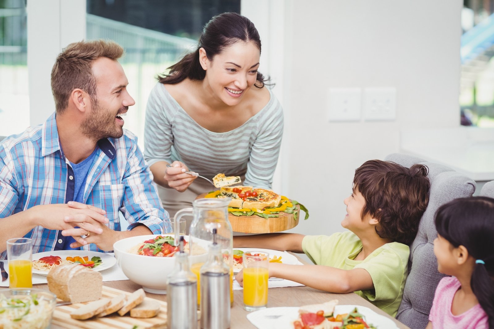 4 Essential Tips for Introducing Your Baby to Different Allergens - Wear Lark