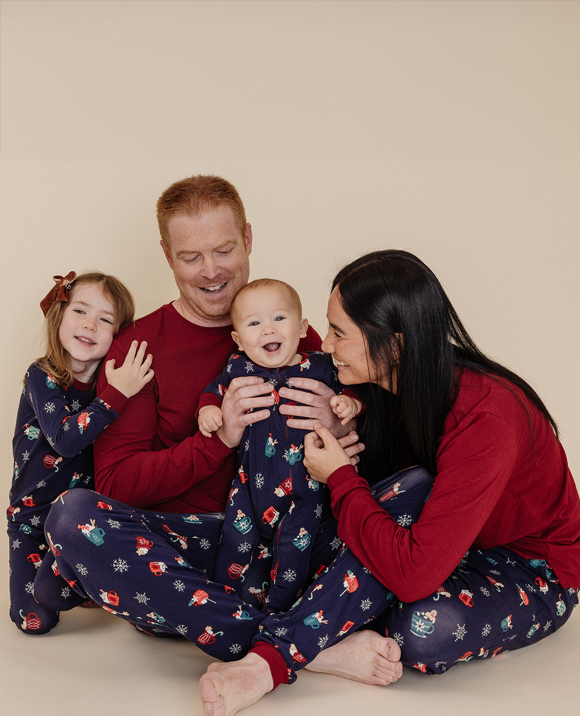 holiday-adult-unisex-pajama-set-in-cozy-cocoa 6