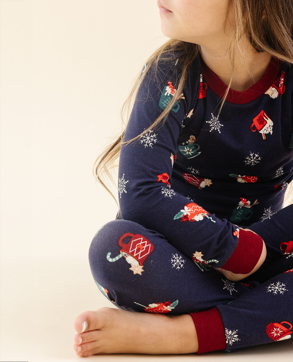 holiday-ultimate-pajama-set-in-cozy-cocoa 7