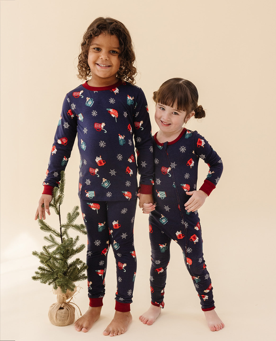 holiday-ultimate-pajama-set-in-cozy-cocoa 4