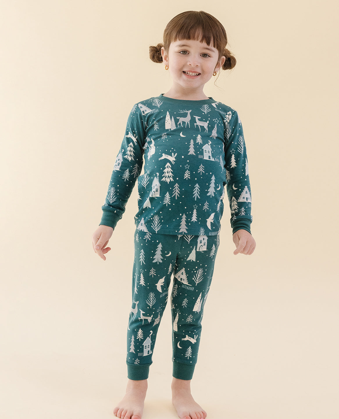 holiday-ultimate-pajama-set-in-winter-wonderland 1