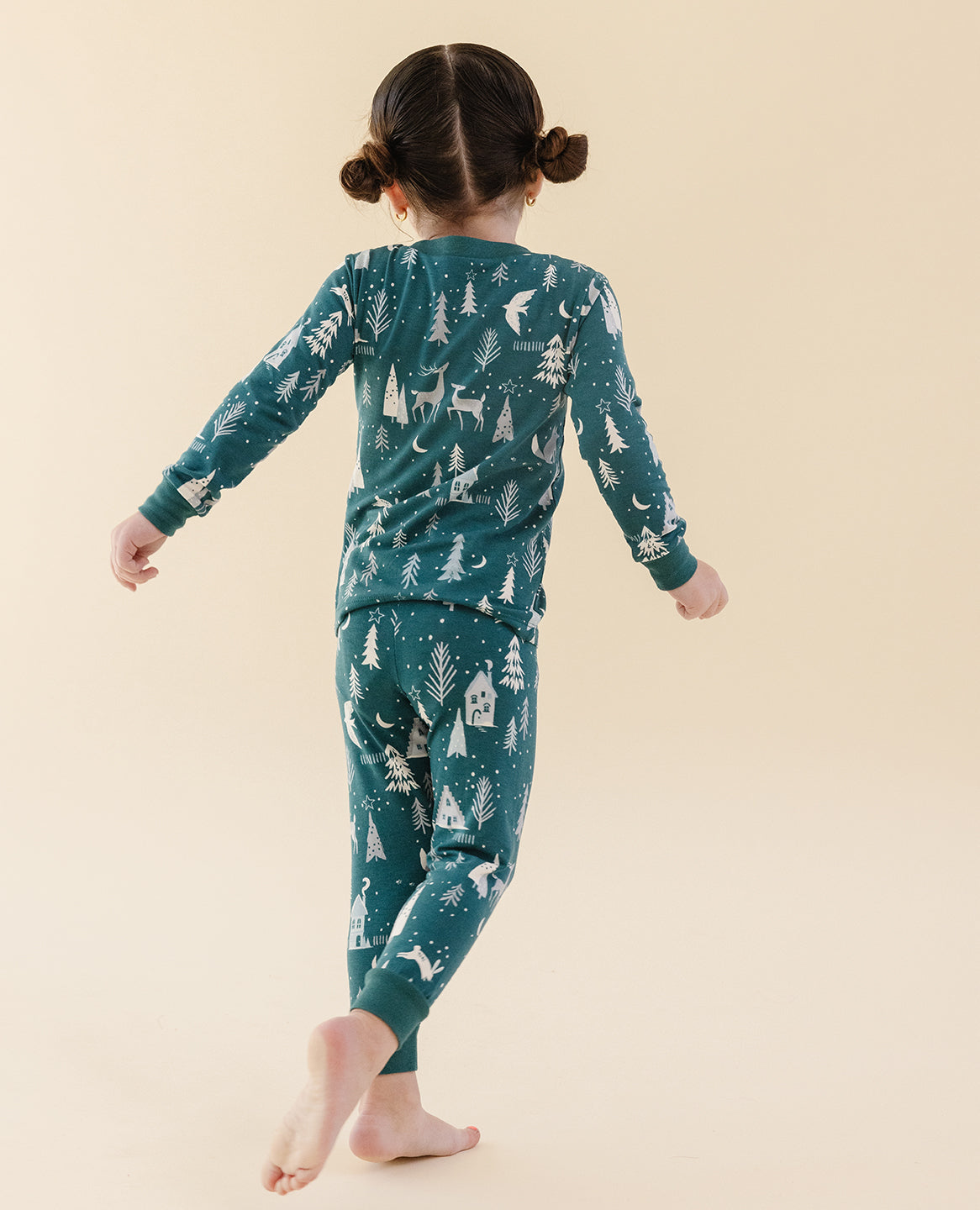 holiday-ultimate-pajama-set-in-winter-wonderland 5