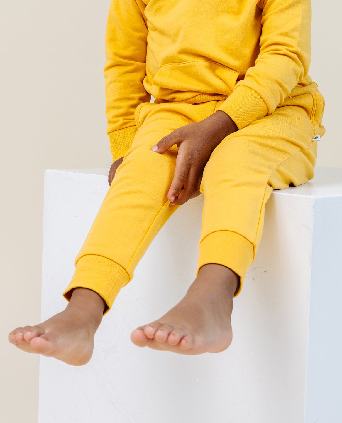 the-coziest-jogger-in-canary 4