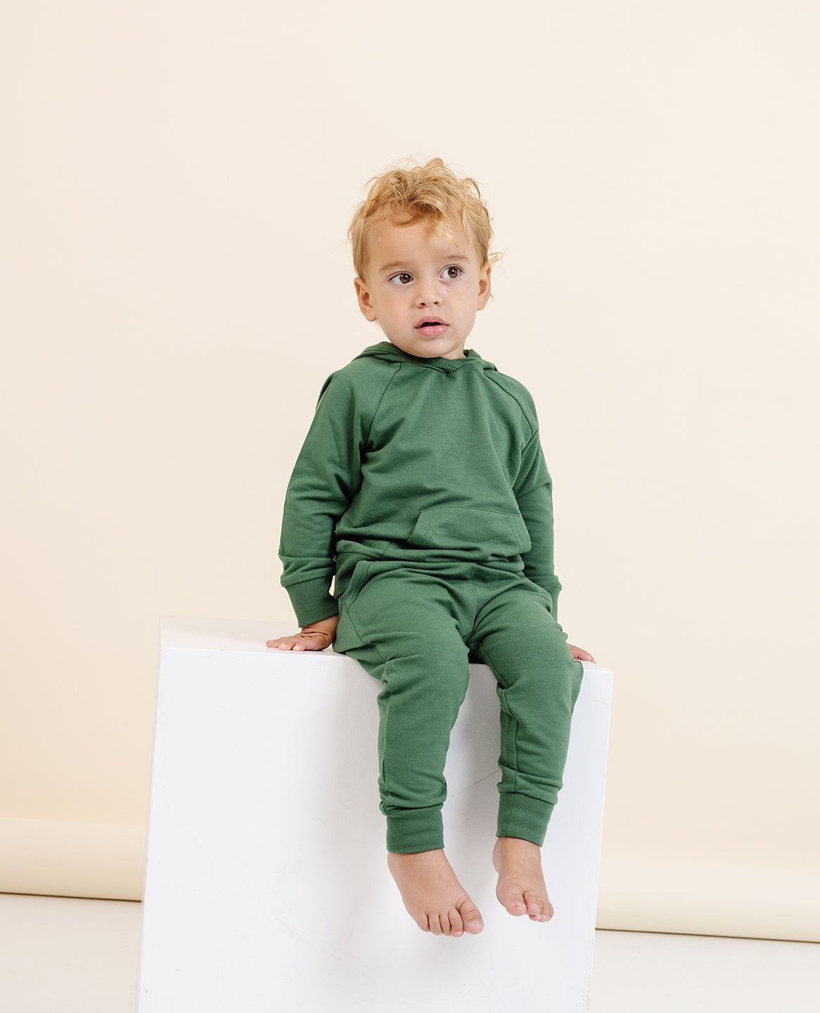the-coziest-jogger-in-moss 3