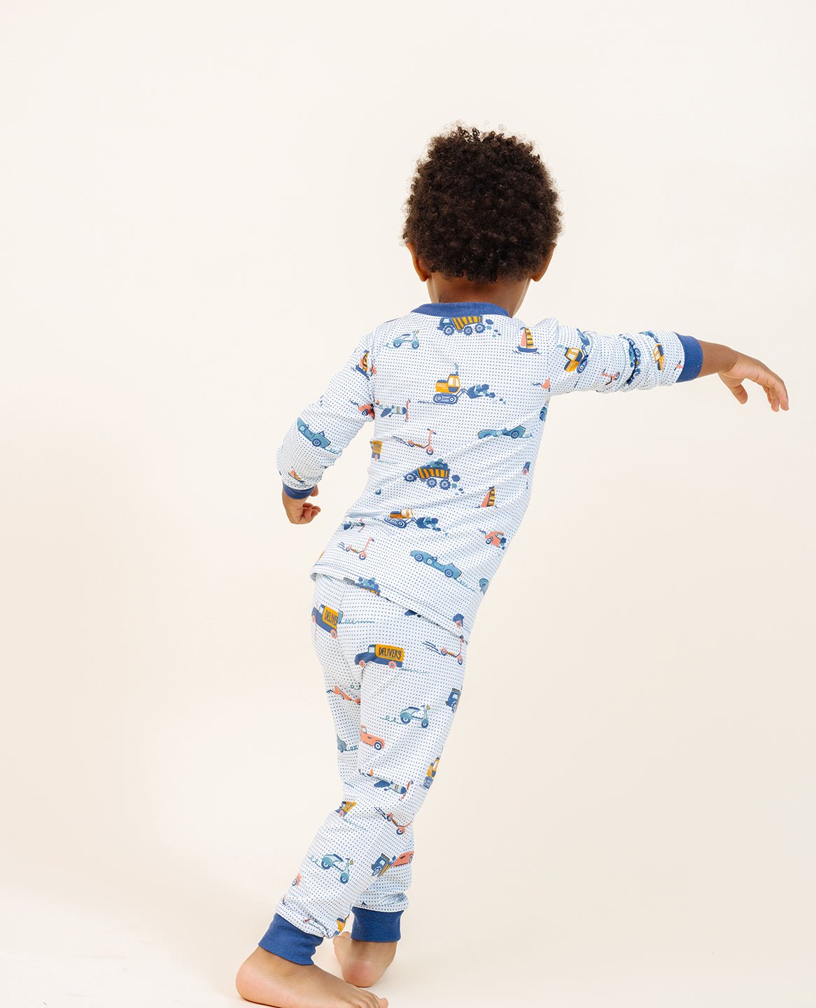 ultimate-pajama-set-in-on-the-go 3