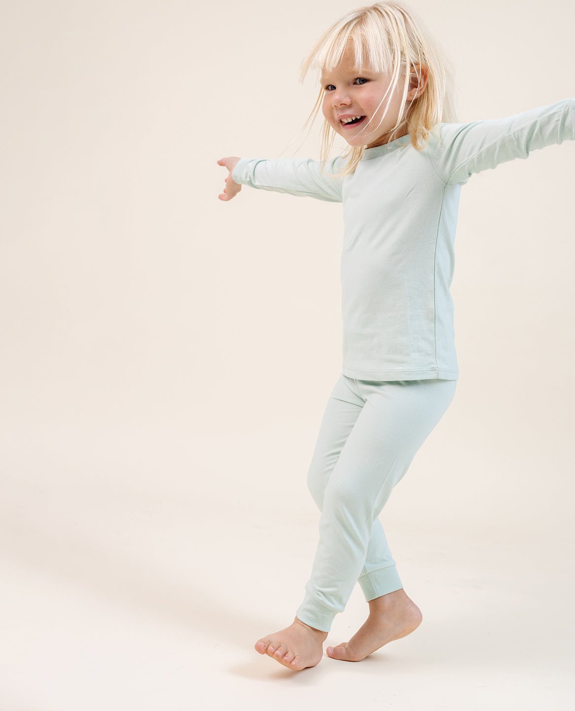 ultimate-pajama-set-in-pistachio 3