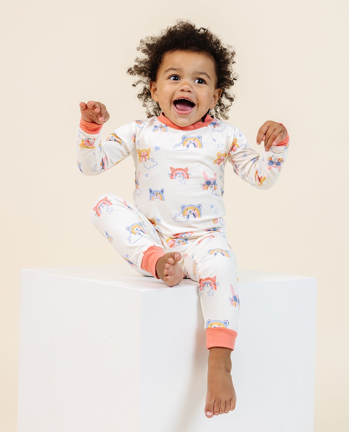 ultimate-pajama-set-in-rainbow-critters 1