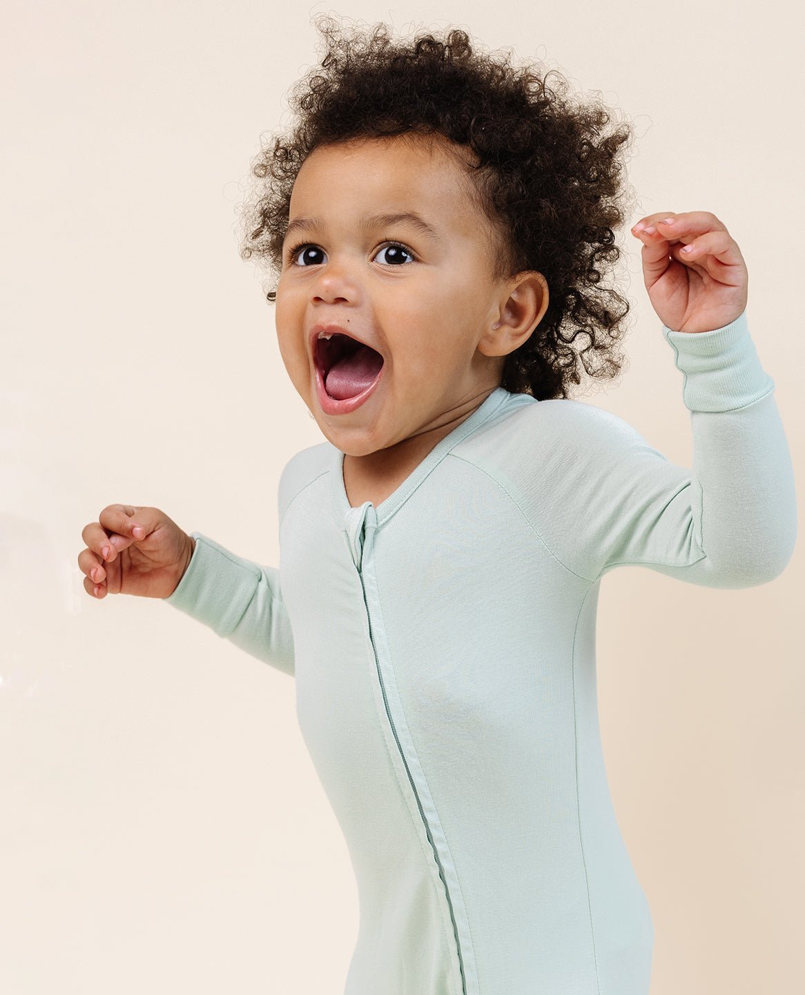 ultimate-zip-footie-in-pistachio 2