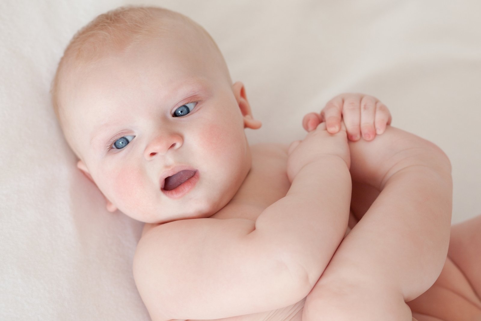 6 Effective Methods for Treating Your Baby’s Eczema - Wear Lark