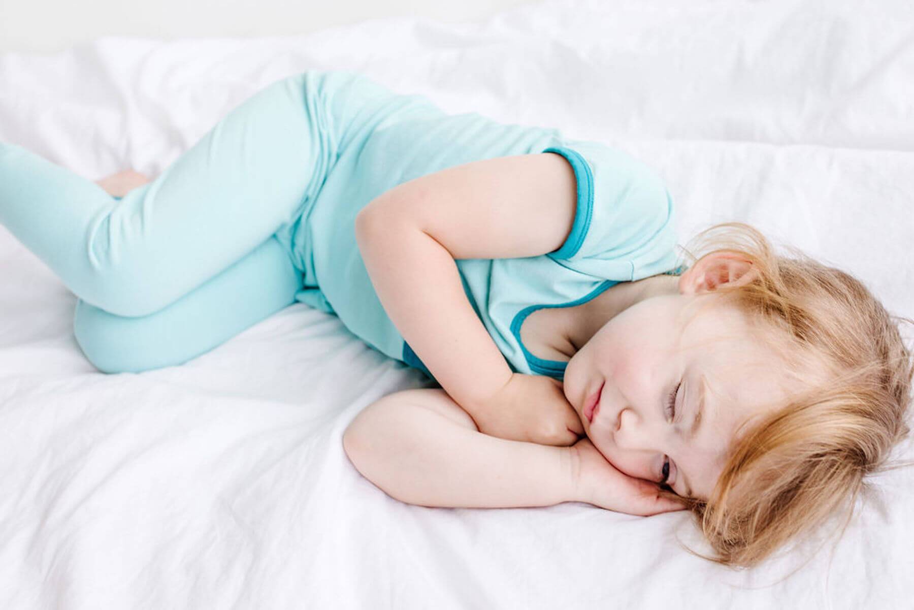 Can my Infant Sleep with a Blanket? Answers to Your 4 Biggest Sleep Safety Questions - Wear Lark